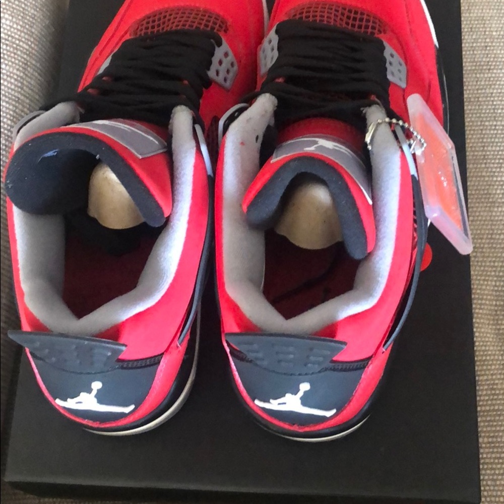 Jordan Toro 4s -only one left Size 8!! - Picture 3 of 6